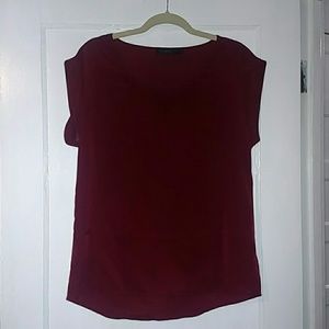 The Limited - Size Med. Shirt - Burgundy / Dark Re